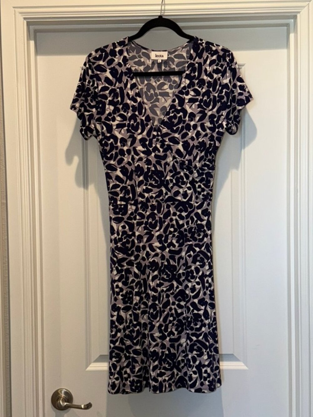Leota Navy Blue/White tie wrap dress - size L